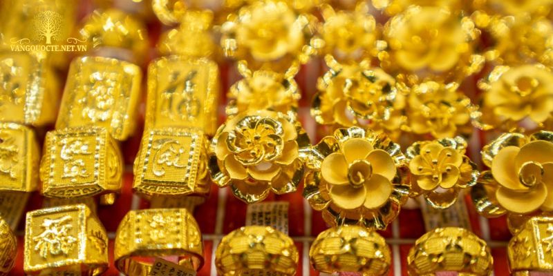 Ảnh hưởng của việc Trung Quốc mua vàng đến các nhà đầu tư